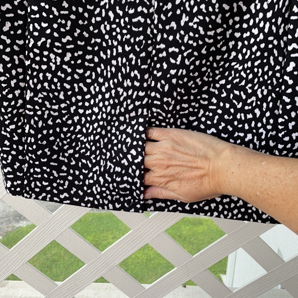Michael Kors Black/White Print Pencil Skirt - Picture 6 of 9